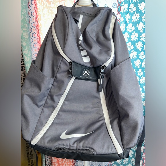 Nike Charcoal Backpack with White Details - Picture 1 of 3